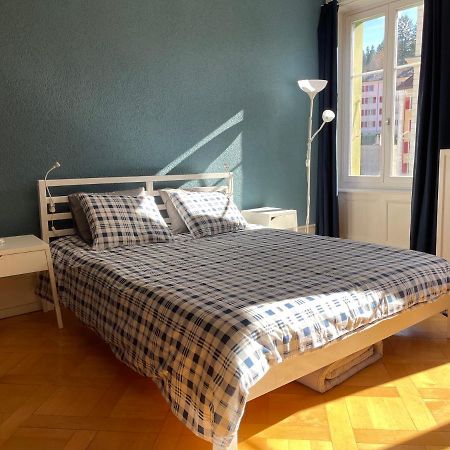 Le Locle : Bel Appartement Chaleureux Екстер'єр фото