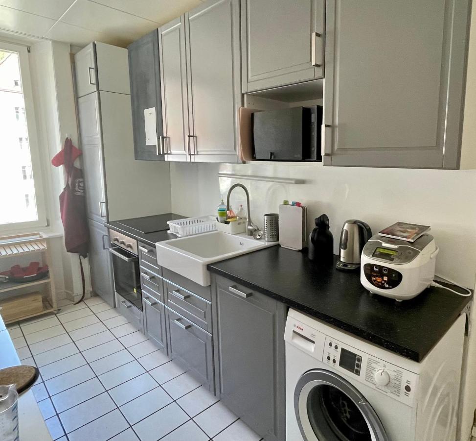 Le Locle : Bel Appartement Chaleureux Екстер'єр фото